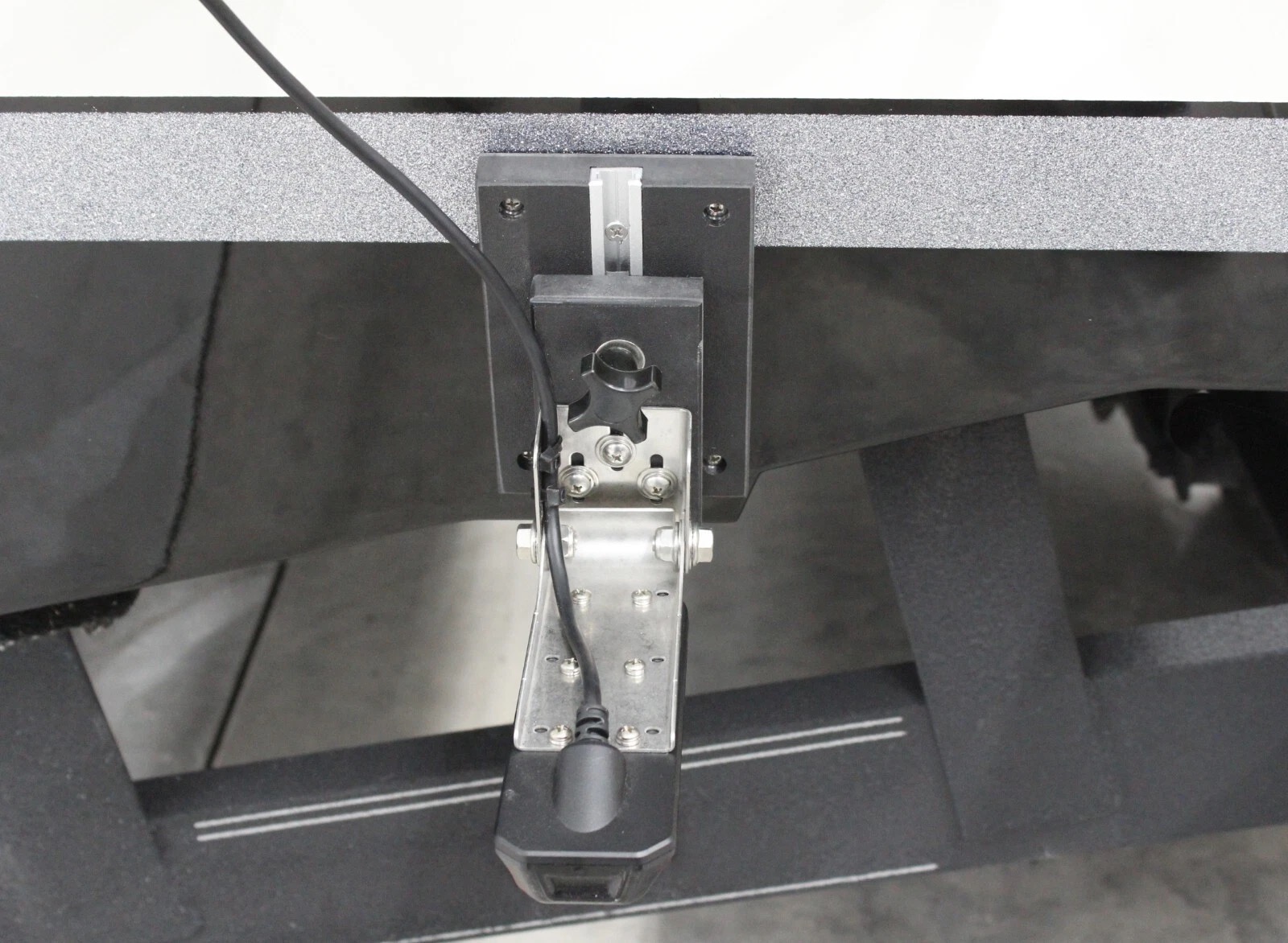 Single Adjustable Transducer Board, detail